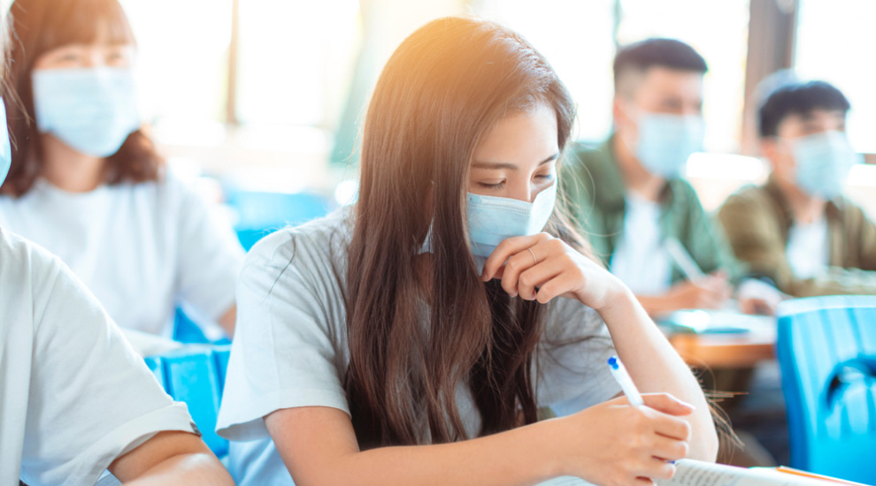 Come posso gestire la tosse a scuola?
